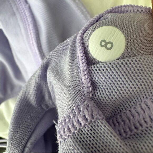 Lululemon lavender sport bra size 8 - Picture 5 of 5